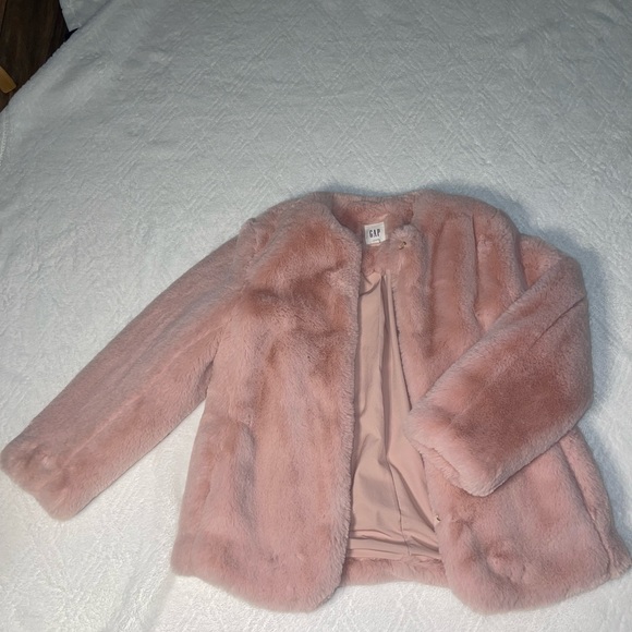 Gap - Picture 2 of 3